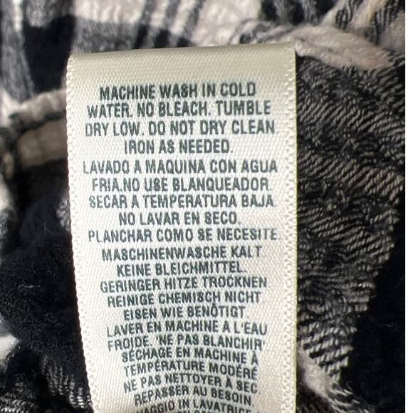 Anthropologie Flannel Shirt Black Off White Plaid Size S Fall Winter Layering - Picture 9 of 9